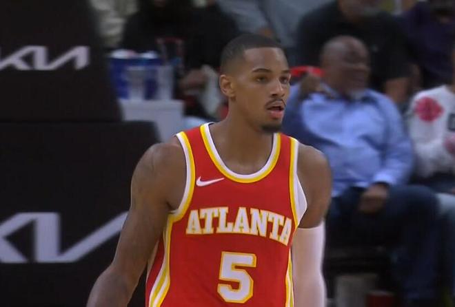 受瞩目的 受瞩目的