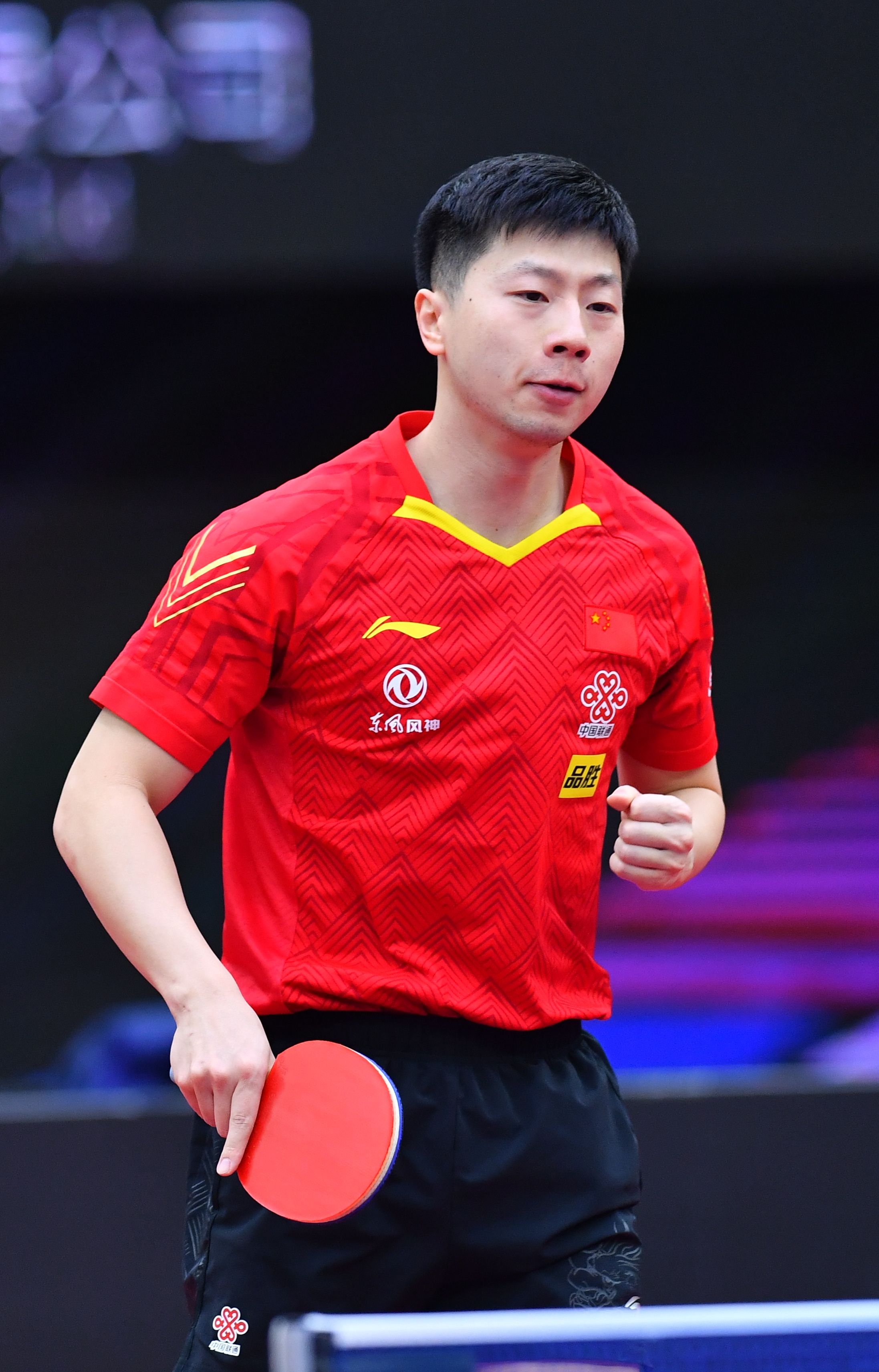 了巨大的商 了巨大的商